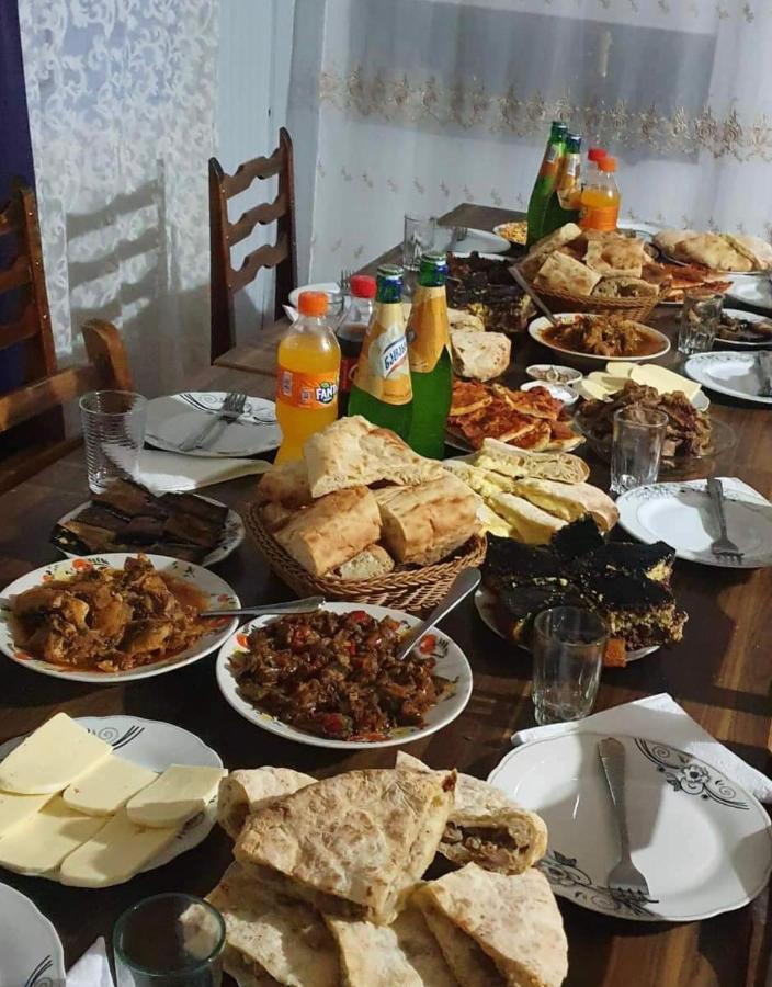 Chvibiani Guesthouse & Bar Ushguli Exterior foto